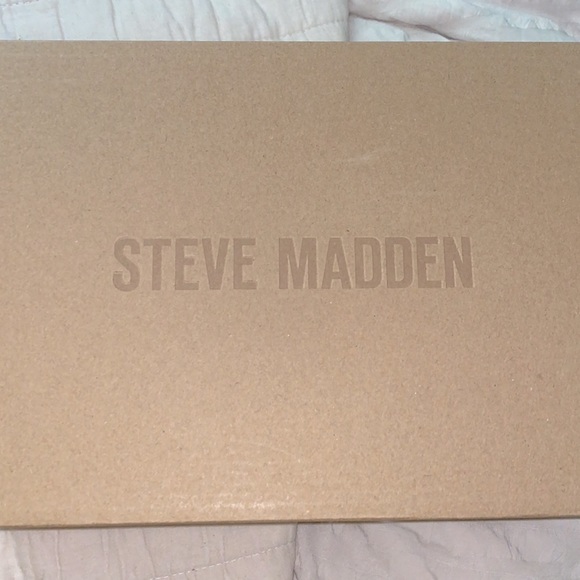 Steven Madden Sandals BRAND NEW IN BOX never worn! SIZE 9.5 - Picture 5 of 8